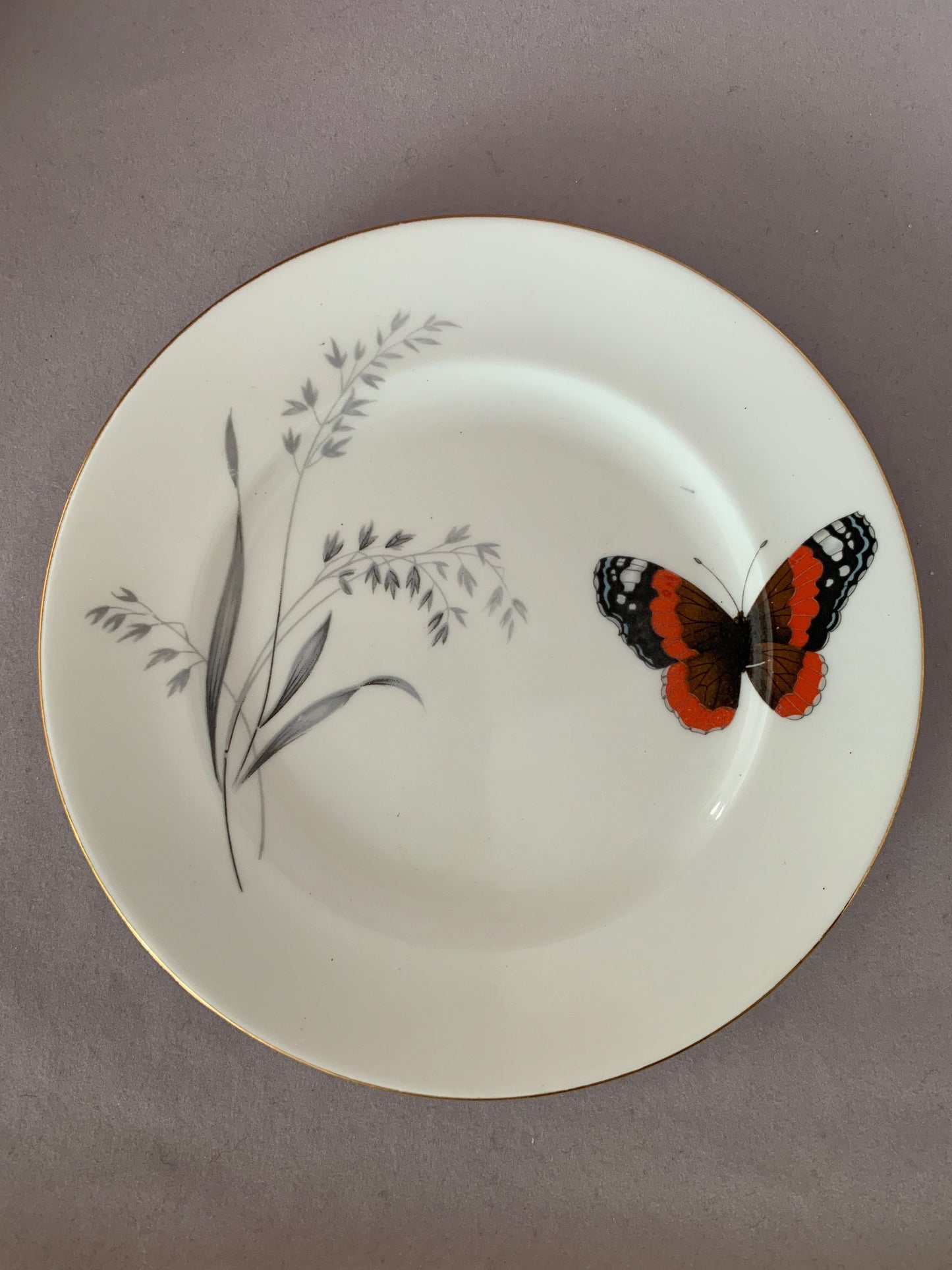 Vintage Royal Albert bone china plate, Mandalay china